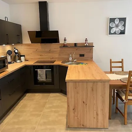 Gemutliche, Topp Ausgestattete Ferienwohnung