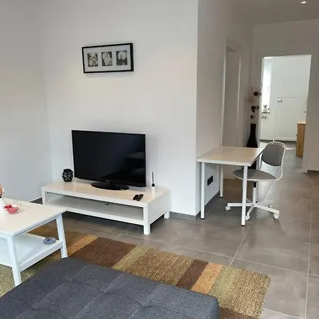 Gemutliche, Topp Ausgestattete Ferienwohnung Bann