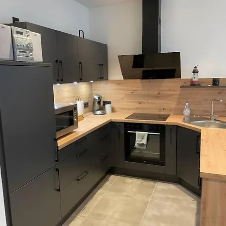 Gemutliche, Topp Ausgestattete Ferienwohnung